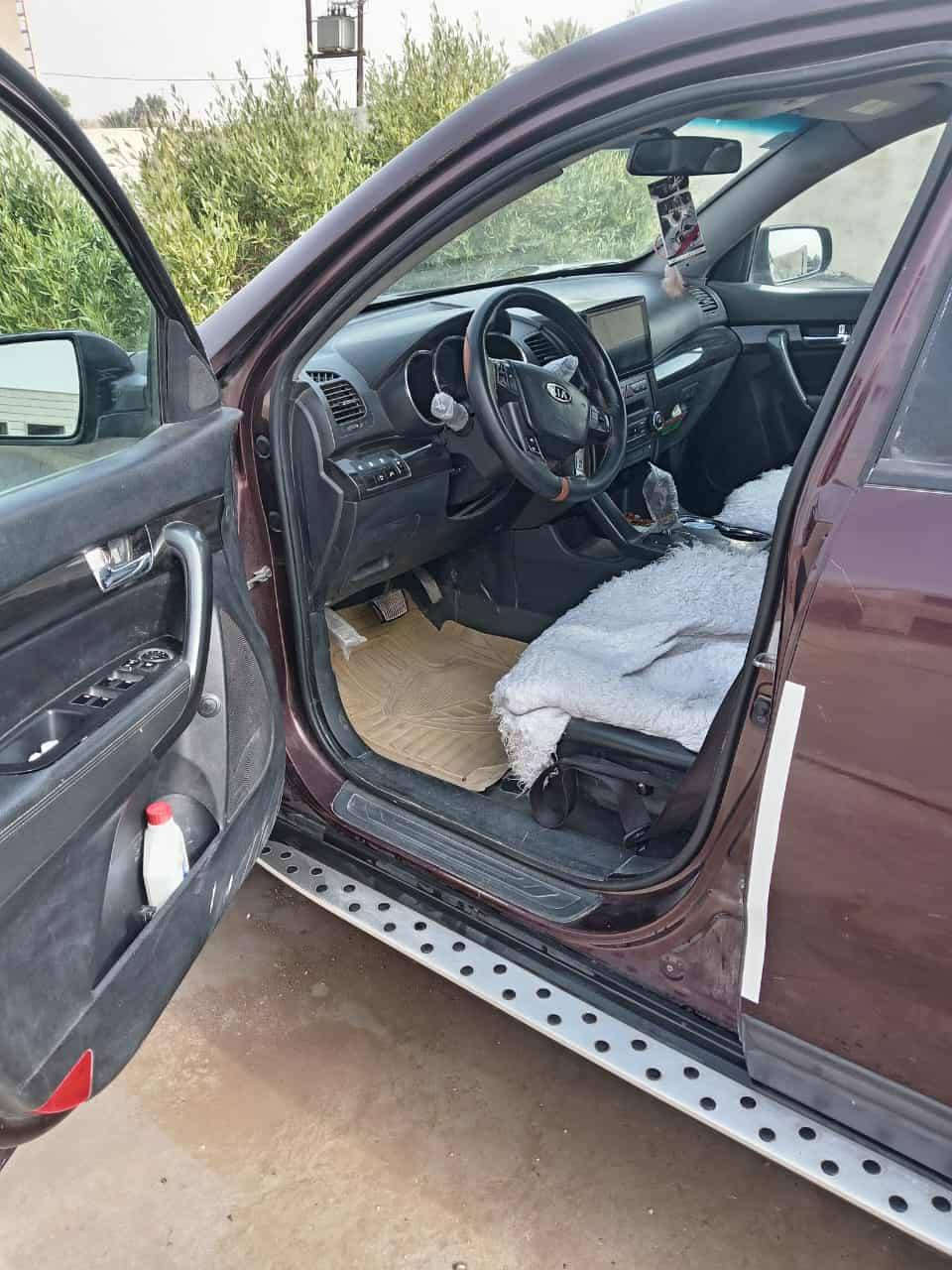 سيارة سورنتوا موديل ٢٠١٣ وارد أمريكي محرك ٢٤٠٠ جي دي اي مواصفات eX بصمة كشنات كهرباء كامل موصفات عدا فتحت سقف بغداد بأسمي  وحادثه مذكور  بالسونار مرفق بالصور عارضها ١١٣ بيع مستعجل بغداد, العراق


**إذا كنت صاحب هذا الإعلان وتريد حذفه لأي سبب، رجاءا أرسل رسالة إلى الدعم الفني**