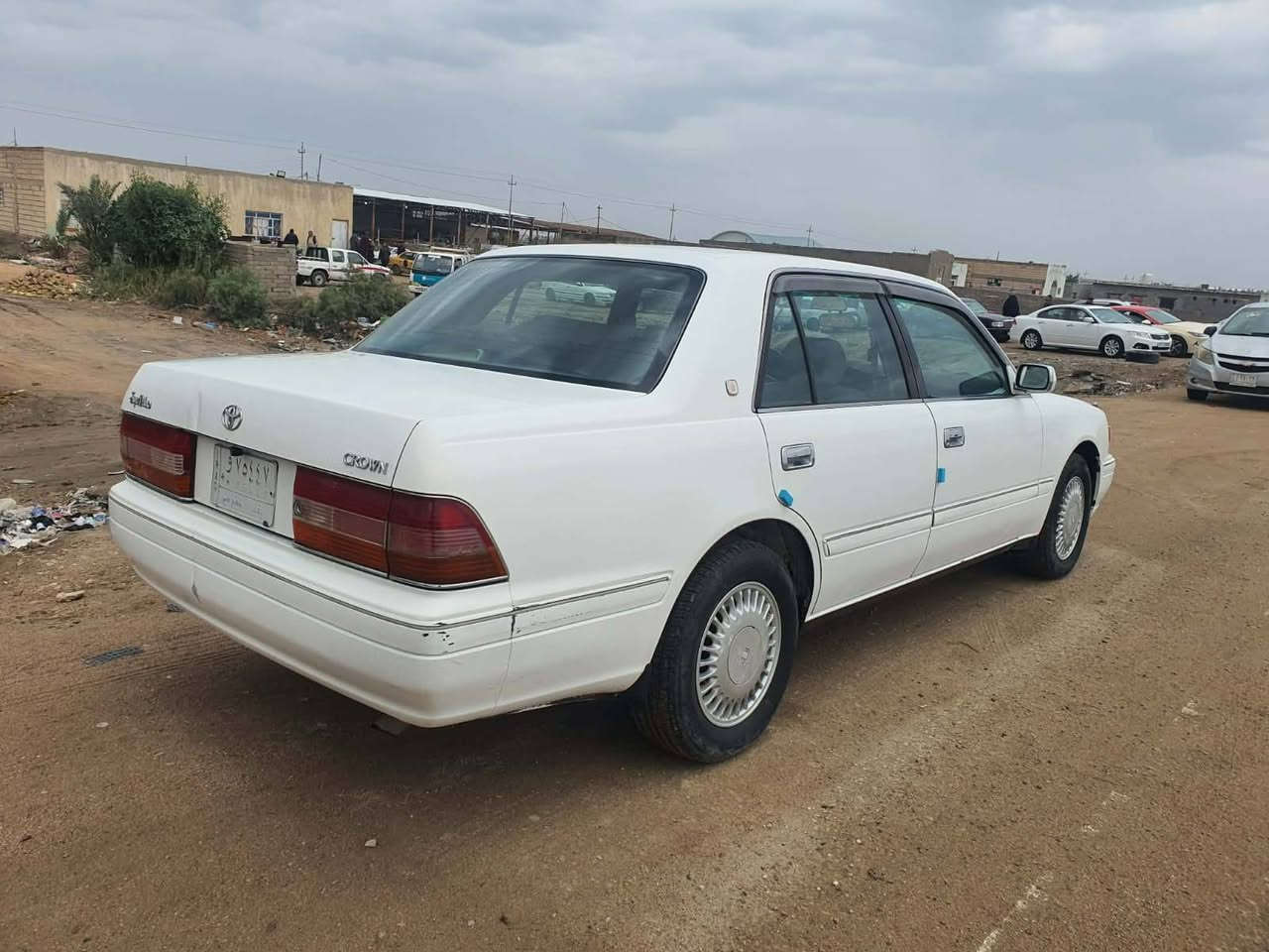 راس ثور تكم مديل 1996رقم بغداد مداور ثاني يوم جاهزه مكينه كير عادي  وارد اسعودي تبريد ثلج تخم تاير سياره خير من الله اكفل عيب شرعي اصولايات ضربه اي نقص مابيه سياره أحله من صور بعد متوازي على بيبع بدون كسر سعرأ رجاأ  سعر 95بيه مجال *********** سوق الشيوخ
