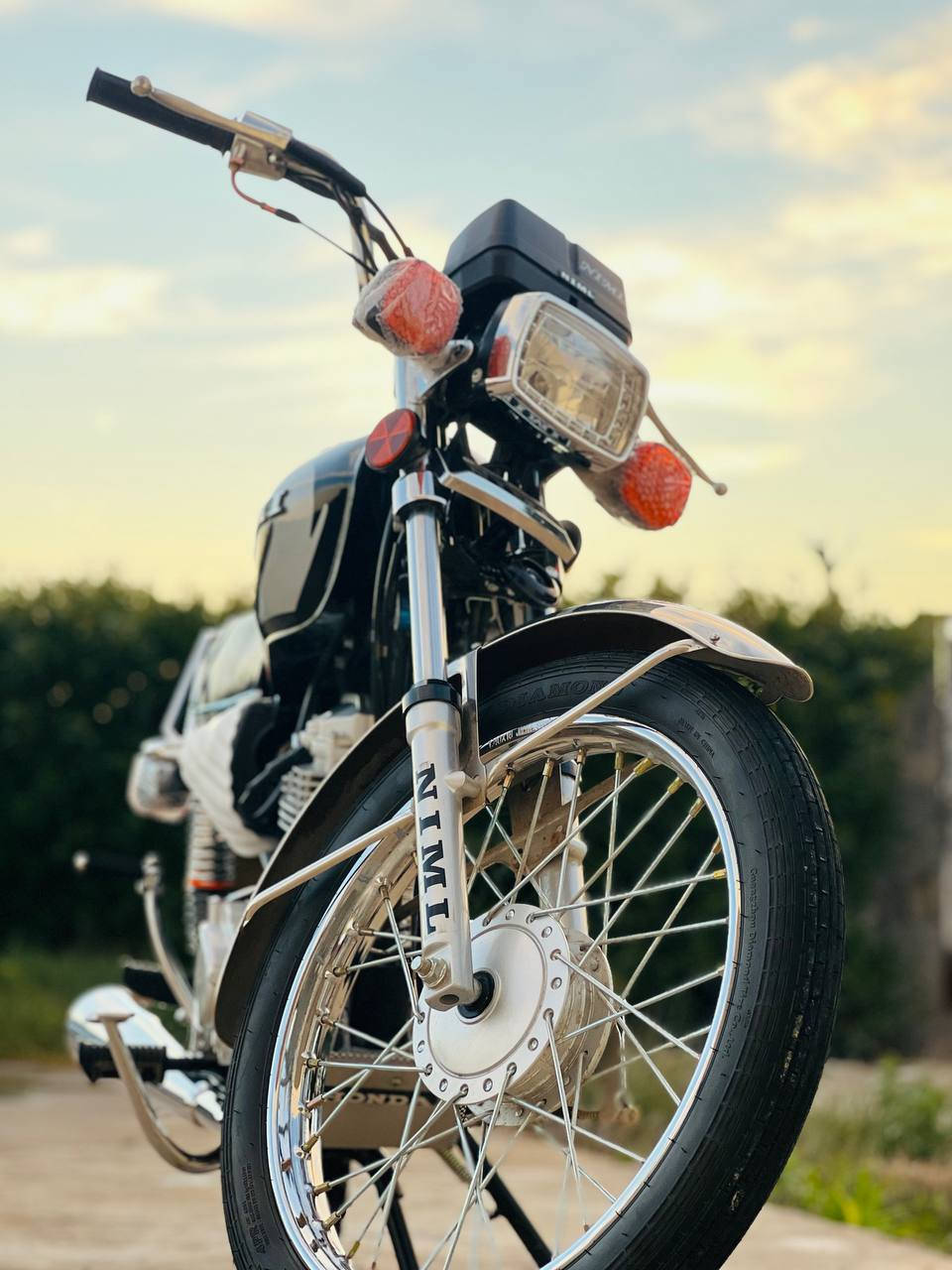 سلام عليكم دراجه نامه للبيع موديل 2026بعتهي على سحك دهن  مامبدل  أوراق كامله صار 15يوم من طالعه من الوكيل سعر جوه السوك مكاني بابل ناحيت انيل رقمي ***********.    ***********
