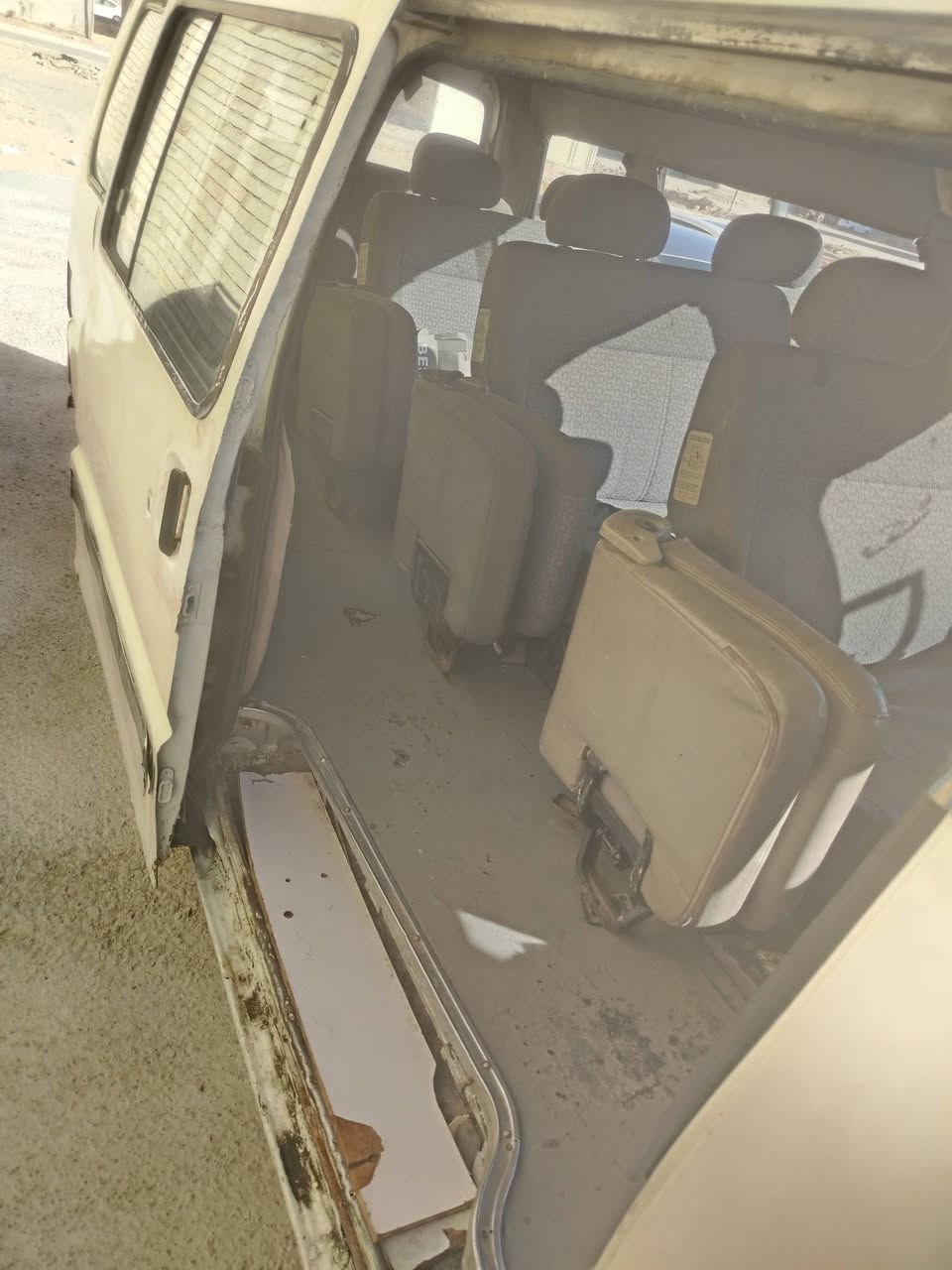 سلام عليكم كيا اسيا لبيع موديل 95سنويه لل29شهر 4 مكينه وكير عله شرط تخم تاير داينمو سلف باتريد كله جديد كهربائية كله شغاله كشناته بريجو سياره جاهزه من كلشي عندي وكاله عامه احولك واسويلك وكاله وراعيه بلنجف مصفره هيئه مرور  خطه حي العامل مكاني كربلاء بلمن داخلي  ***********.سعره 44وبيه مجال
