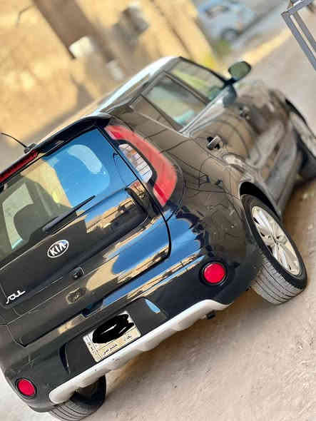 للبيع صول 2017 امريكي مكينه 2000 
رقم بغداد حادثها جاملغ وخشم البنيد مكينه كير جديد سياره ما ناقصها شي ماشيه 103 سعرها 110 وبيها مجال 
***********
