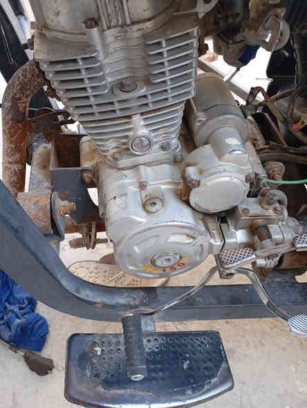 ستوته ڪامله المواصفات ڪهربائيه شغاله مڪينه 19 شاصي 18
ستوته ما ناقصها شي مكان الدوانيه سدير 
السعر 1500 الرقم *********** بي واتساب
