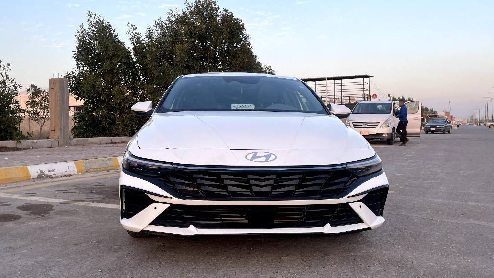 السلام عليكم هونداي النترا. وارد امريكي. 2025لون ابيض   دخول جديد  للبيع فقط  حادث سياره مرفق بالمنشور.   شبر صبغ في البنيد وربع جاملغ لامامي. سائق بدون دواخل بدون شاصي. بدون. ايرباك.  بدون تبديل 

سعة المحرك:- 2000دوش
الموديل 2025
🔘 فتحه سقف 
🔘 معدل المشي 7m الف 
🔘 الون ابيض 
🔘شاشة دجيتل متصلة بلكامل
🔘بصمة تشغيل 
🔘بصمة أبواب
🔘بصمة صندوق 
🔘تشغيل عن بعد
🔘رادار امامي رادار خلفي وجانبي
🔘مانع تصادم بريك ذكي 
🔘مدخلين شحن واوكس
🔘تبريد بيانو منفصل
🔘دشبول لد بلادي الوان
🔘كاميرا خلفية دوارة
🔘كراسي تدفئة 
🔘مانع تصادم  
🔘حساسات اطارات 
🔘مثبت سرعه Cross
🔘اضوية اماميه LED
🔘نضام ترحيب عند الاقتراب 
🔘مانع انزلاق 
🔘تدفئة بالكشنات
🔘تدفئة ستيرن 
🔘دخول ذكي 
🔘نظام قيادة ذاتية 
🔘انارة اضوية اوتوماتيك
🔘نظام GPS + خرائط 
🔘3 أنظمة قيادة (eco,Nor, sport) 
🔘شاشة اعطال الكترونية 
🔘زر عرض الكاميرا
🔘شحن واير ليس 
مكان السياره. الفلوجه. 
السعر اتصل ع رقم 
‏ 
‏ *********** ‏ بغداد, العراق
