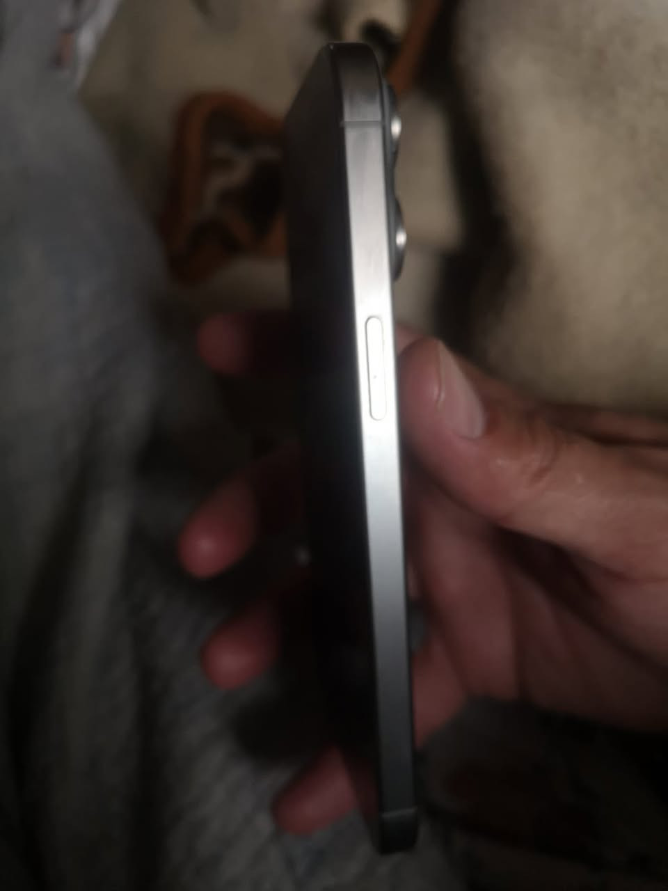 ايفون ١٥ برو ماكس لون تيتانيوم نظافة ١٠٠٪ ضمان شرق أوسط بطاريه ٩٧   ذاكره ٢٥٦   /***********
