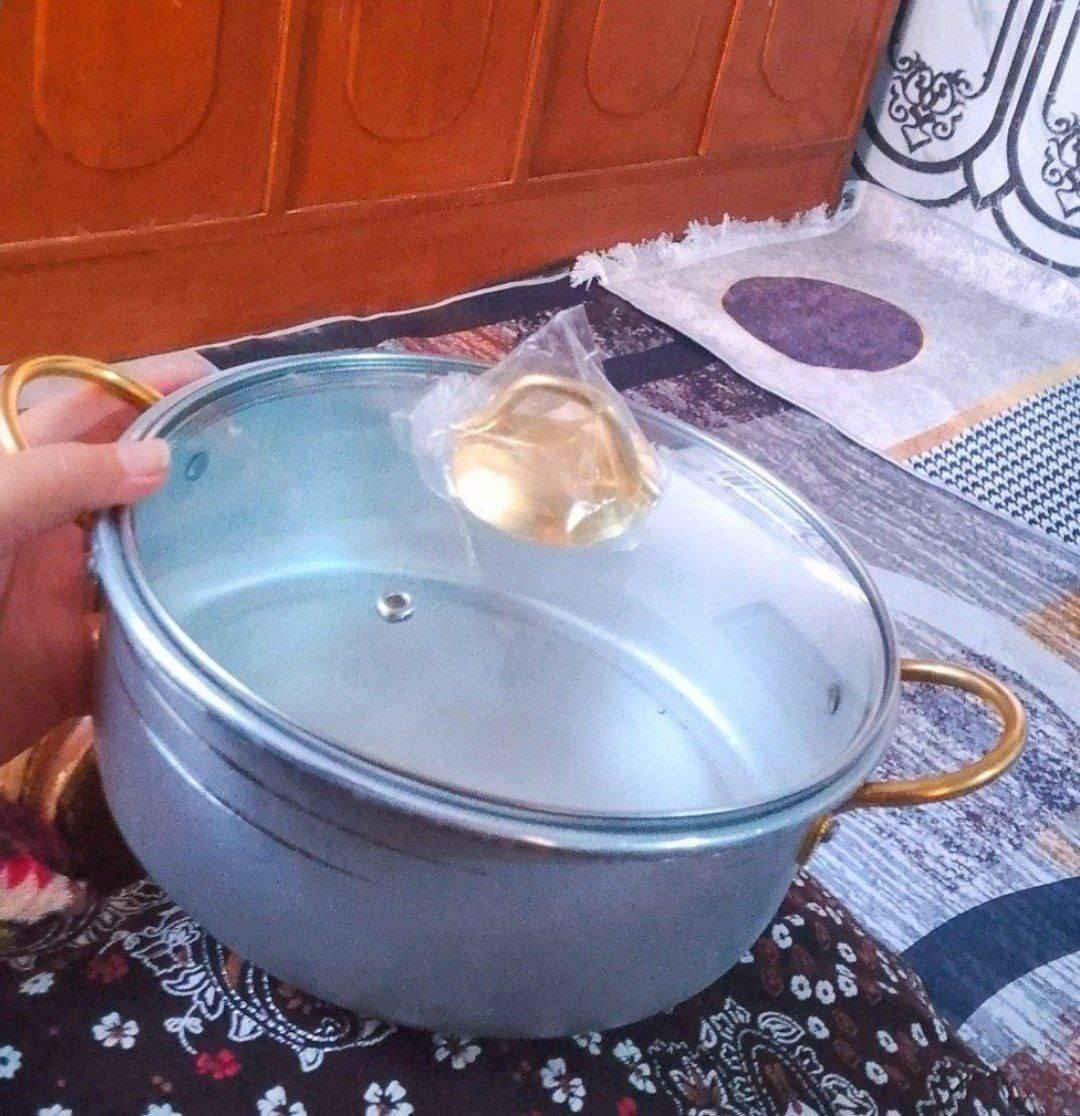 جديد جدر كازيو كرانيت الاصلي 
الكبير 6000الف 
الصغير 5000الف 

طاوات گرانيت يده عازل حراره 
الكبيره 6000الف 
المتوسطه 5000الف
حله ثوره الشراي فقط خاص.


**إذا كنت صاحب هذا الإعلان وتريد حذفه لأي سبب، رجاءا أرسل رسالة إلى الدعم الفني**