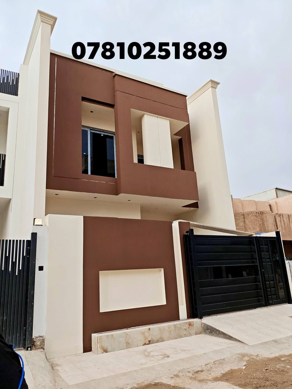 عملي مع شركه النقاء 
لبخ وطلس وصبغ الواجه 
وصبغ الداخل من شركه جوتن 
تم تسليم العمل حسب طلب الزبوبن 
تغليف و لبخ وطلس  وتطعيم وصبغ الواجهات 
حسب رغبه الزبون عملي فقط بغداد
*********** واتساب 
@إشارة
