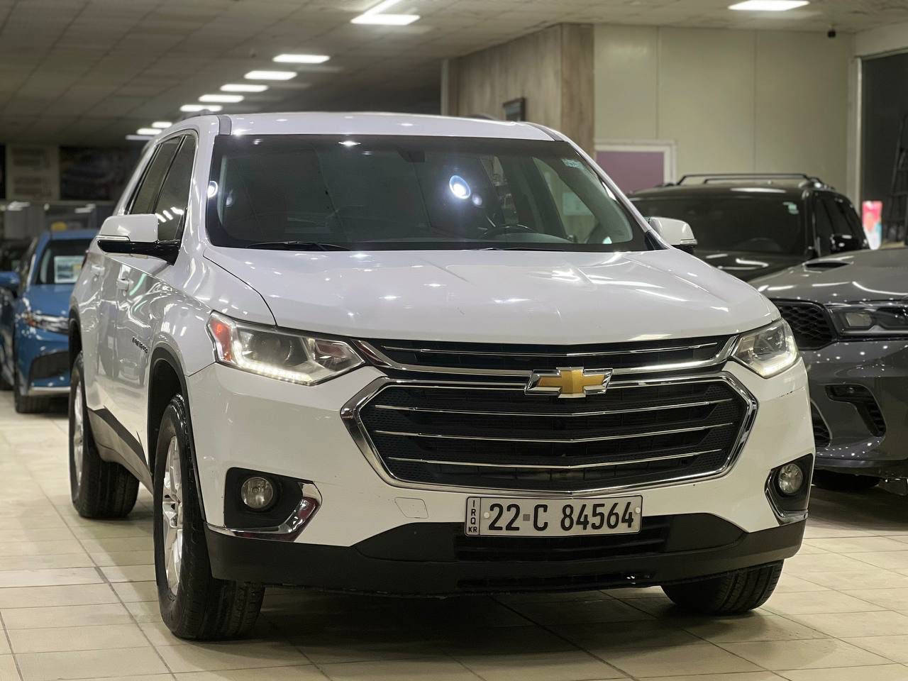 السلام عليكم ورحمة الله وبركاته.
#معرض_ابن_شعبان_لتجارة_السيارات. 

_________________________________
✅اسم السيارة : شوفرليت ترافرس LT 
✅الموديل :  2021
✅رقم السيارة : رقم اربيل  تحويل ملكية او وكالة
✅السعر :  168 ورقه
✅الضرر :الجاملغ الامامي الايسر+الابواب اليسار
✅عداد المسافة : 46. الف ميل
✅الايرباكات : ضرر سستم الايرباك
__________________________________________
🔻1-حجم المحرك 6 سلندر 3600
🔻2-ويل كب حجم 18 مع طقم تايرة 🔻بحالة ممتازة 
🔻3-بصمة ابواب و بصمة تشغيل و تشغيل عن بعد 
🔻4-لايتات زينون عالي ناصي 
🔻5-كشافات دعامية
🔻6-جنطة كهرباء 
🔻7- رادار جانبي 
🔻8-اشارات في المرايا الجانبية  
🔻9-كامرة خلفية  
🔻10-تحكم كهربائي متكامل لمقعد السائق 
🔻11-تحكم ستيرن جهتين متكامل 
🔻12-المقاعد الأمامية تدفئة فقط
🔻13-شاشة كبيرة الحجم للتحكم بكافة الايعازات

 
🔵السعر المطلوب : 168 ورقة🔵 

 
 
__________________________________________
للأستفسار اكثر : 
المزادات☎️ ***********
الادوات ☎️***********
المبيعات☎️***********

🔴العنوان: النجف الاشرف🔴
🔴المدينة المائية🔴
🔴مقابل حي الجامعة🔴
🔴مجاور كافية الزاويه🔴
