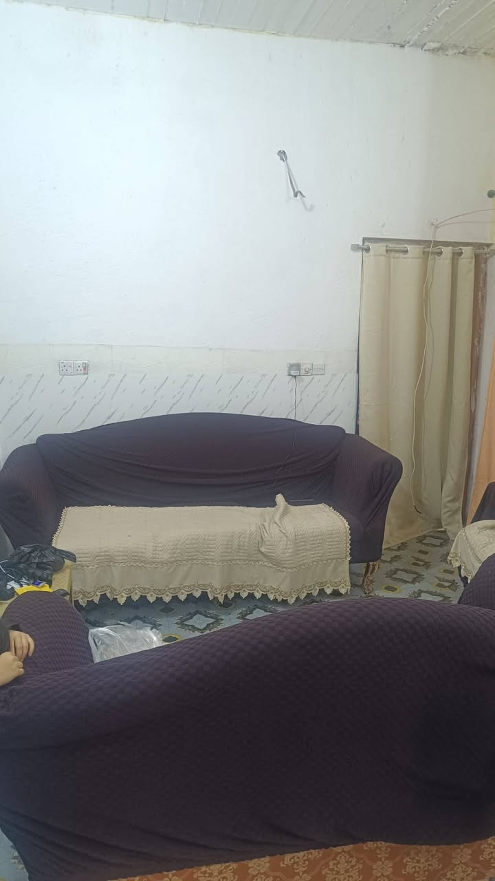 ياالله عيني
دار للبيع مساحه 112 متر يتكون من طابقين معزولات الدرج من الامام كل طابق غرفه نوم 5*5 وصحيات وهول ومطبخ مفتوح 4*8 مع صاله وطرمه كوت الطشاش شارع القاضي حي الميمون قرب جسر ال6000 اليؤدي للخاجيه الاستفسار الاتصال ***********
او مراسله الصفحه
