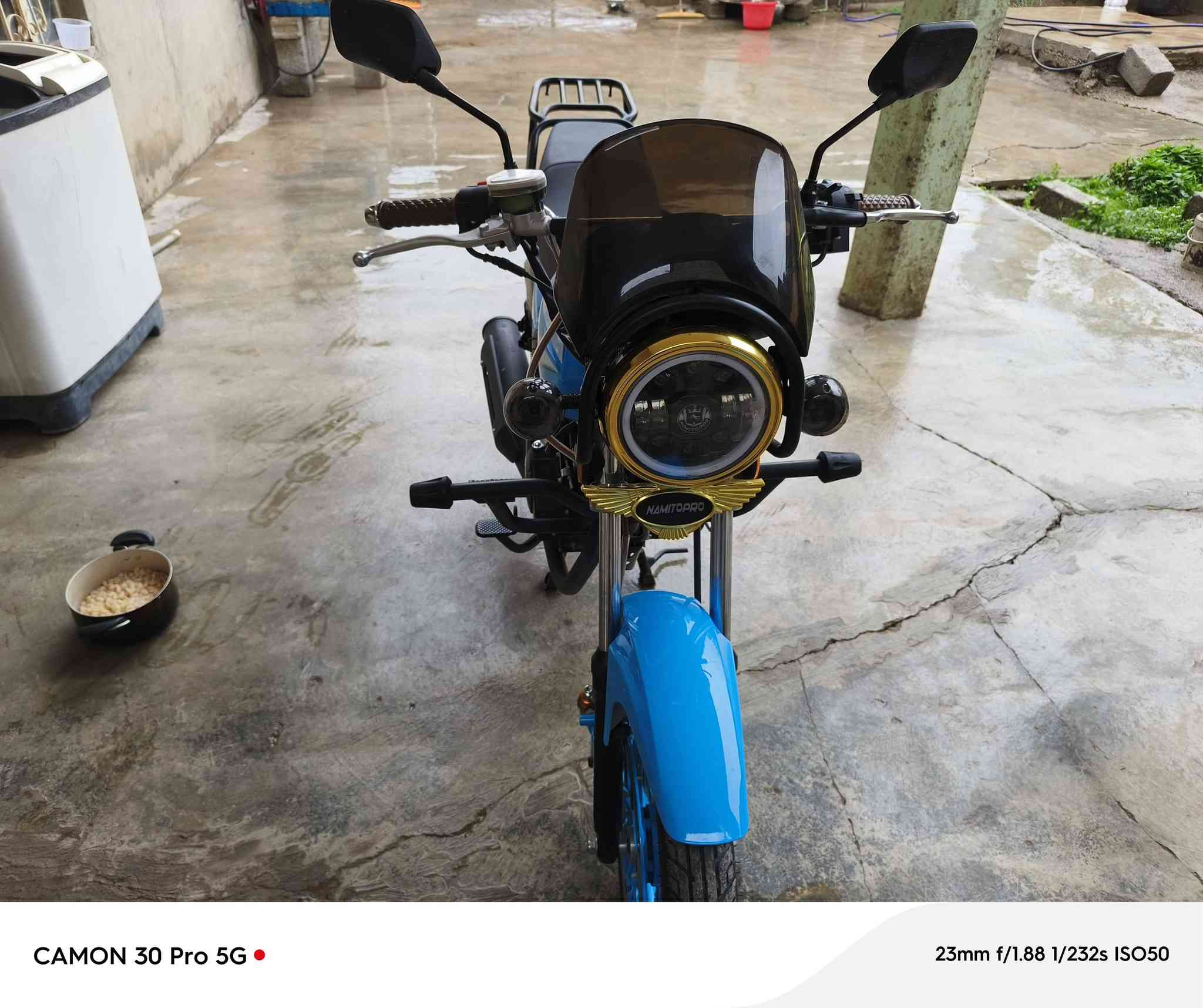 دراجه نامي برو موديل 26محرك 200بعده عله وضع الشركه كله شرط مكاني الحويجه داخل 875وبي مجال وهله بل الشرايه التصال عله الرقم ***********
