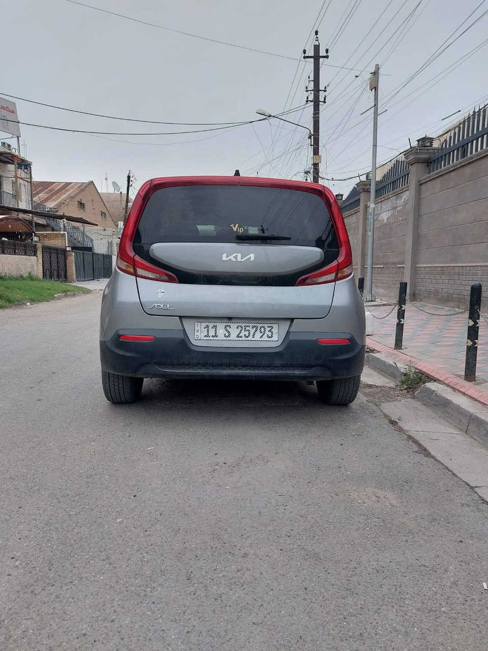 كيا سول للبيع
موديل 22 امريكي بأسمي رقم انگليزي 
مكينة 2.0 دوش 
ماشية 55828mi
حادث السيارة مثل ما موضح بالصور تبديل جاملغ و بنيد و ايرباگ ستيرن و دشبول 
السعر $132
مكان السيارة بغداد الكرادة شارع الصناعة
***********
***********
