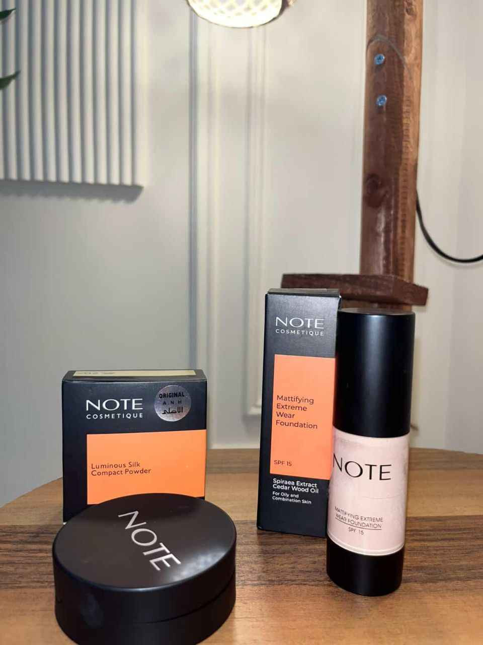 باودر + فاونديشن NOTE الأصلي 💫
مجموعة نوت المميزة 😻 (كريم أساس + باودر)
تمنحك تغطية كاملة وملمس ناعم مخملي بدون أي عيوب ✨
💄 كريم اساس نوت :
تغطية فول كفر، خفيف وناعم على البشرة، مناسب لجميع أنواع البشرة.
💋 باودر نوت :
غني بفيتامين A، يثبّت الفاونديشن ويترك البشرة ناعمة ومشرقة لفترة طويلة.
مناسب للبشرة الدهنية، الجافة والمختلطة.
🔸 الدرجات :
1️⃣ للبشرة البيضاء
2️⃣ للبشرة الحنطية بغداد, العراق


**إذا كنت صاحب هذا الإعلان وتريد حذفه لأي سبب، رجاءا أرسل رسالة إلى الدعم الفني**