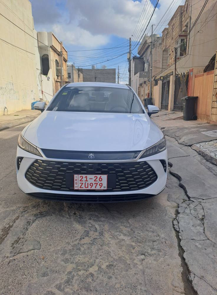 BYD QIN PLUS
ماوەی ڕۆیشتن 2600 km 
کاتی ڕەقەم نەکرایە 64 ڕۆژ ماوە لۆ ڕەقەم 
سبوغ تەنک ، ناو کرێمی تەنها دوو قۆپی هەیە دیاریم کردووە
***********
*********** شقلاوة, أربيل
