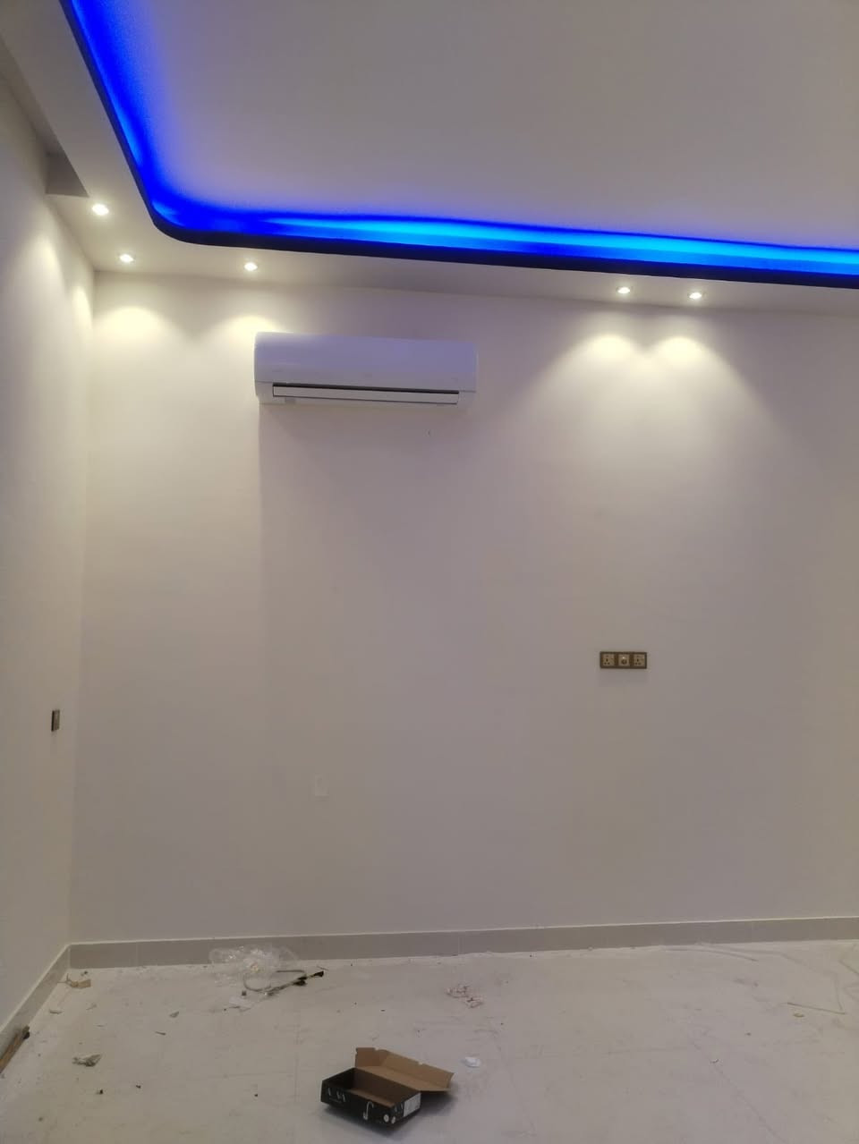 ❄️ إذا تريد تبريد حقيقي وشغل يطول سنين… اختار الخبرة مو السعر فقط ❄️
☎️***********📞
كثير من مشاكل السبالت تبدأ من تنصيب غير صحيح، وبعدها يصير ضعف تبريد، صرف كهرباء أعلى، وأعطال متكررة.

🔧 نوفر لكم:
✅ تنصيب سبالت جميع الأنواع والأحجام
✅ سحب فاكيوم بالطريقة الصحيحة
✅ فحص التوصيلات والضغط قبل التشغيل
✅ تمديد نحاس وترتيب المسار بشكل احترافي
✅ صيانة وتنظيف السبالت
✅ شحن غاز وفحص كامل للجهاز
✅ التزام بالمواعيد وشغل نظيف ومرتب

هدفنا مو نكمل الشغل ونمشي…
هدفنا نسلمك سبلت يشتغل بأفضل أداء ويعطيك تبريد ممتاز طول الصيف. ❄️👌

🤍 كما نقدم خدمات مجانية للعوائل المتعففة قدر المستطاع ابتغاءً للأجر.

📞 ***********

📞 للحجز والاستفسار:
***********

❄️ ثقتكم وسام نفتخر بيه، وشغلنا خير دليل علينا. ❄️
🔧 تنصيب • صيانة • تنظيف • شحن غاز • فحص أعطال 🔧
