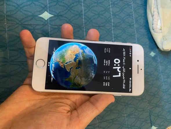 للبيع 
ايفون 8 العادي اخو جديد 
ذاكره 64 و بطاريه 92% معلايه 
الجهاز مبدل شاشه اصليه و ضهر مفطور
اما باقي كله شغال و كفاله عامه من اتصال صوت تكنيك العاب حتى البصمه مالته شغاله 💯
اخوان الجهاز كله شغال ما بي اي عيب او خلل
بدون ملحقات 
و السعر 90 الف و بي مجال للطيبين ان شاء اله 
مكاني بغداد العامريه للاتصال *********** بي واتساب
