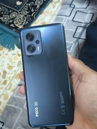 للبيع   بوكوx4....5G  السعر 165وبي مجال   مبدل بيت شحن اصلي  077318294...