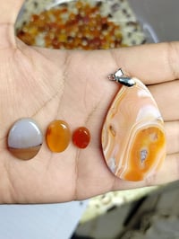 3 قطع عقيق اليمن+مدالية گلادة هدية كلهن ب10الاف فقط عرض مستمر وكمية خي...