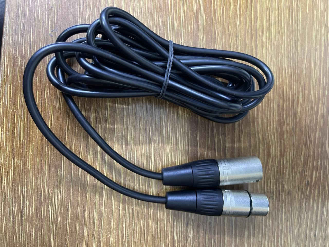 مايك 
BOYA BY-M1000 Condenser culo
Studio Microphone

جديد ما مستخدم السعر 125 وياه ستاند اصلي 

مكاني بغداد المدينة 
***********
