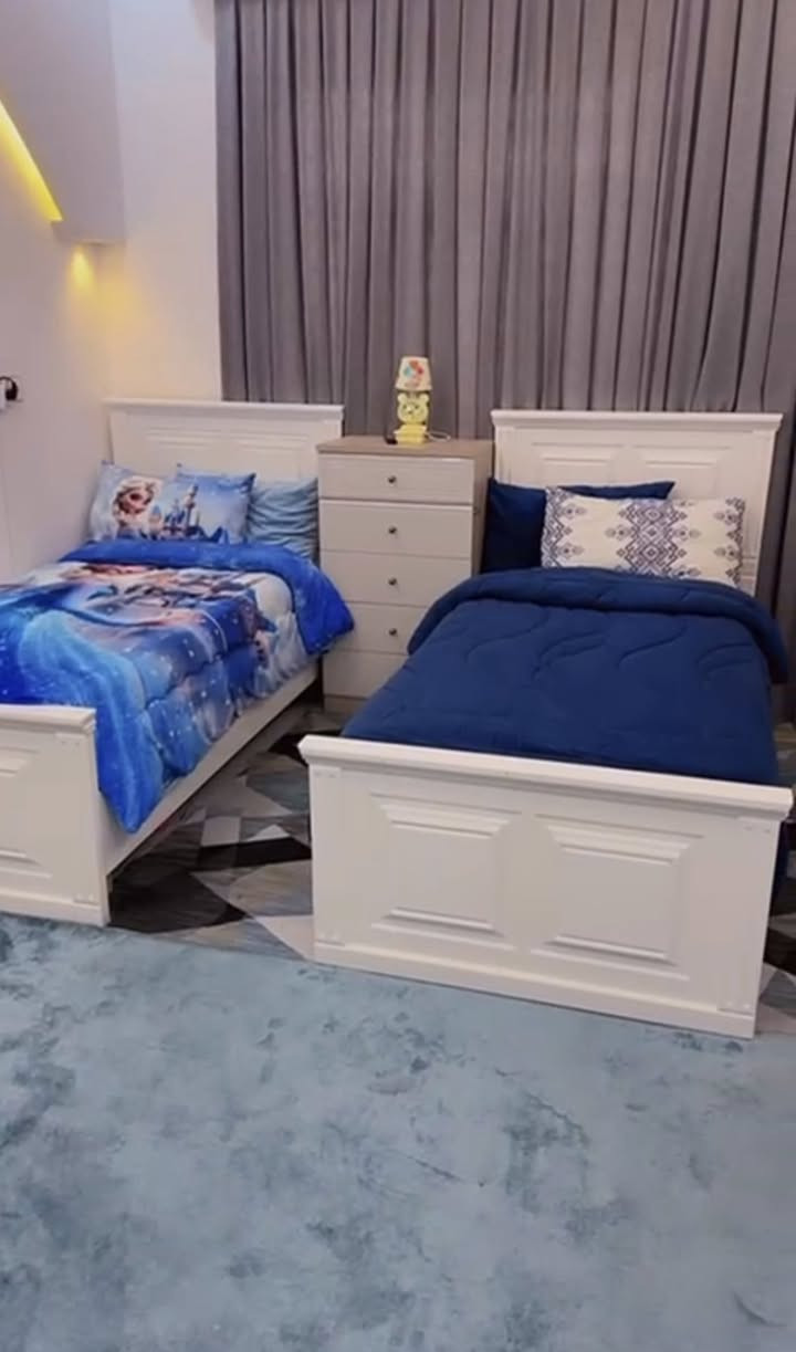 #دار_للــبيــع  #نقد
/ السعر / (85 مليون) 

مكلف بالنشر 

📍 الموقع حي الامين الاولى شارع الاول خلف سيراميك العيساوي 
📜
#بناء سنه 2025
🔹 المساحة: 120 متر
🔹 الواجهة: 7 متر
🔹 البناء: طابوق وكونكريت مسلح

🏠 المواصفات:

 • غرفتين نوم
 • صالة + استقبال
 • مطبخ
 • صحيات داخلية وخارجية

✨ الدار جاهز للسكن – بناء جديد تسليم مفتاح 
———————————————————
🔺#للاستفسار الاتصال على

 📲***********
