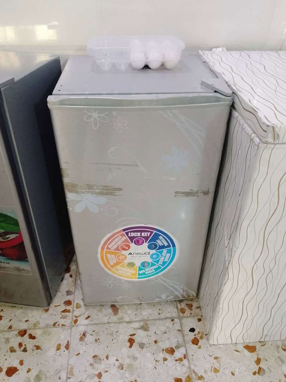 طباخ البيع نضيف مابيه ضرار  سعر 70 وبي مجال بسيط ع فحص ثلاجه مادخله تصليح كلش نضيفه ب90وبيها مجال بسيط كنتور ب60 وبي مجال بسيط للعنوان بغداد الغزاليه


**إذا كنت صاحب هذا الإعلان وتريد حذفه لأي سبب، رجاءا أرسل رسالة إلى الدعم الفني**