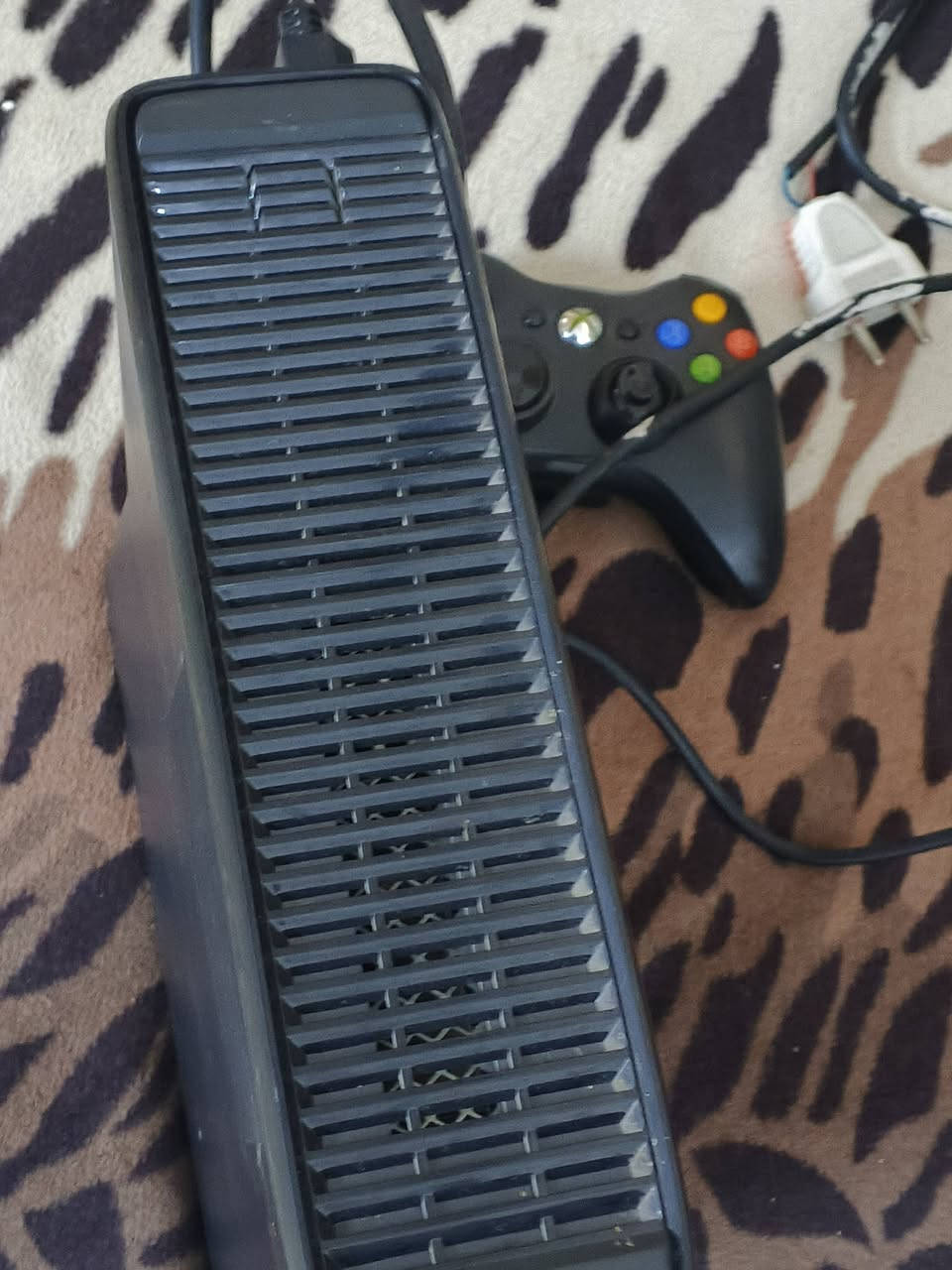 يا الله
توفر Xbox 360 sliem 

ملحقات جهاز 
محولة الاصليه 
جوستك عدد1 واير 
فيش الاصليه + يشتغل hd طبيعي 
كامل كل ملحقاته 

حجم الهارد 500 گيگه 

الجهاز يحتوي على 300 لعبه وبعد بي مجال 

مكاني ام نجم 

لايوجد توصيل
السعر     120 ألف وبي مجال


**إذا كنت صاحب هذا الإعلان وتريد حذفه لأي سبب، رجاءا أرسل رسالة إلى الدعم الفني**