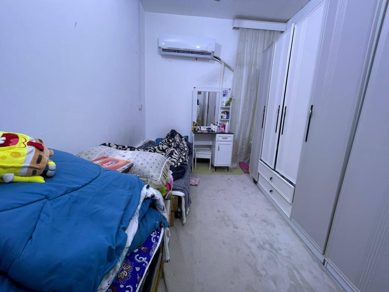 بيت للبيع منطقه الضباط خلف مول الطاهر مساحه ٢٦٨ متر واجه ١١ الاستفسار ***********
