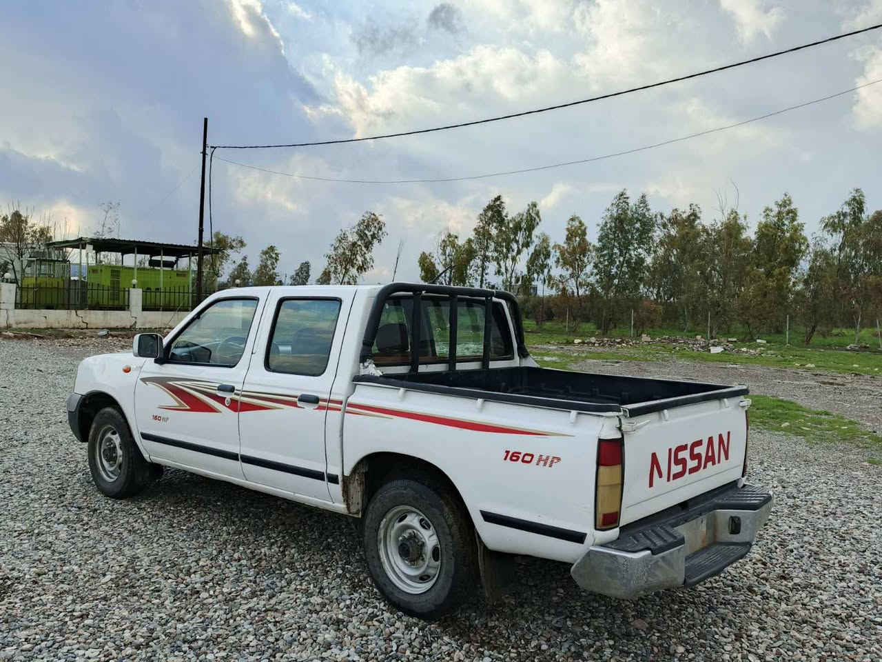 نیسان دوبە ی مودیل 2013 گێر مە کینە ئە کسل
بە رشە ت بێ دە عمو لێدان 
نمونە لە جوانی دینار مە سروفی نیە 
مالی دوست 
سعر 
73 گە ڵاو مە جال 
شوێن چم چماڵ 
ژم 
***********
***********
