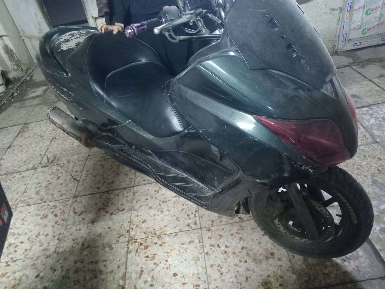 فورزه للبيع نقص ابريك خلفي معه دبلات أماميه مع ستان تعليك دراجه خير من الله الشراي يجي وات ساب الرقم***********السعر٨٠٠وبيه مجال حك الجيه الامين النواب
