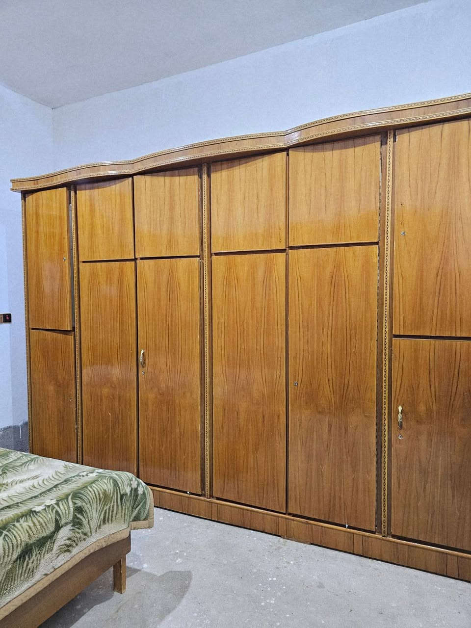 للبيع غرفة نوم هودج مستخدم خشب صاج عراقي حطاطه ثقيل شرط نضافه فول كنتور ملحق 6طابقين مستخدم قليل 
عنوان الرمانه البعبيد سعرها 925 وبي مجال 
***********/,بي وتساب
