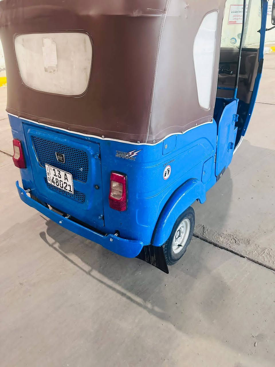 سلام عليكم تكتك البيع موديل 2022شهر 11مضلع كفاله رقم وسنويه سعر 9100مكاني ميسان المجر الكبير خاص مغلق 🔒🔒شراي ينتصل عله رقم ***********
***********
