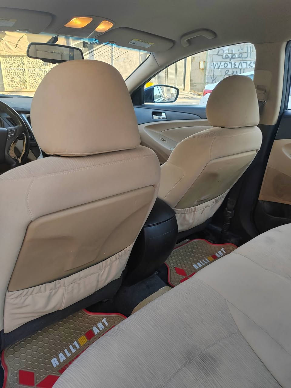 السلام عليكم سوناتا كارتون السياره جديده دخول جديد ادوات تبريد حداديه تخم تاير مكينه كير ويلات كله جديد رقم وسنويه شمالي حساسات خلفيه اي نقص ما بيها موديل 2014 بانزين اصل العنوان البصره استفسار *********** امراوس ماكو مشكلة ادوات
