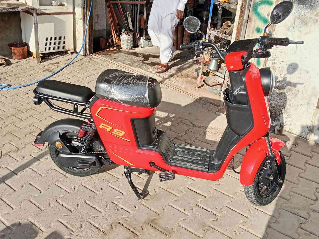 دراجة R9 باسكل بل شرط سعر375 بي مجال قليل الشري يخابر ***********
