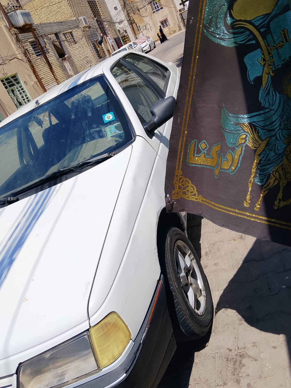 السلام عليكم بيجو روى مديل 7رقمه السيارة رقمه نجف انكليز بسمي  مكفوله من ضربه والصبغه الكهرباء  كله شعله السعر 21وبيه مجال ***********
