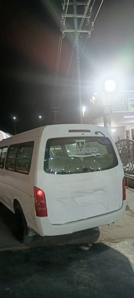 شلونكم شباب عندي هاي جنبي ٢٠١٤ سياره كفاله كير محرك اكسل تخم تاير ما بيها اي نص كل للشارع وللعلم سياره موصليه سعرها ٣٨ وبيها مچال شويه عنوانها ديالى *********** والرقم بي واتساب
