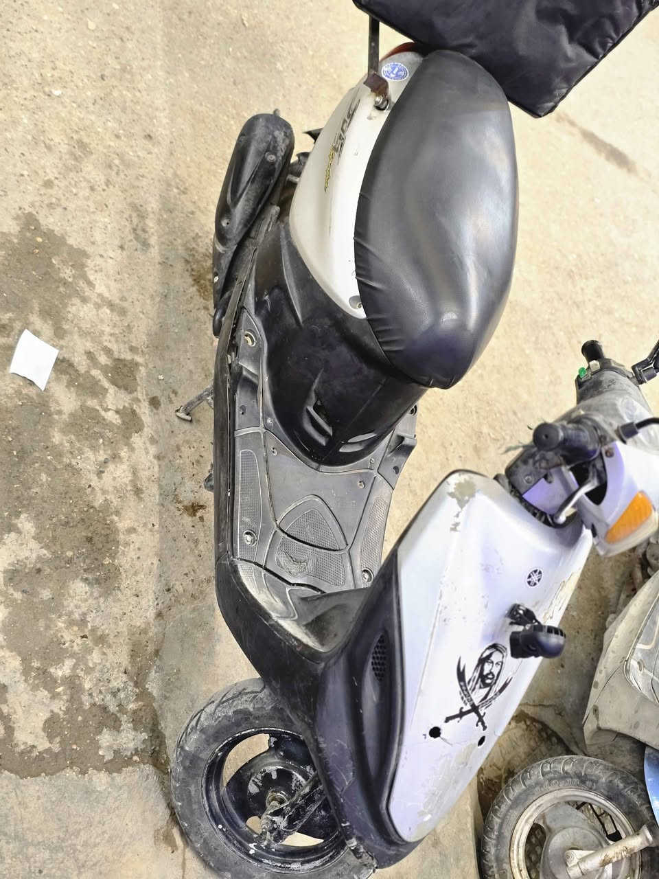 دراجه ماكس قجمة للبيع
دراجه نضيفة وحلوة سعرها 400 وبيها مجال
مكاني بغداد العبيدي 
*********** بغداد, العراق
