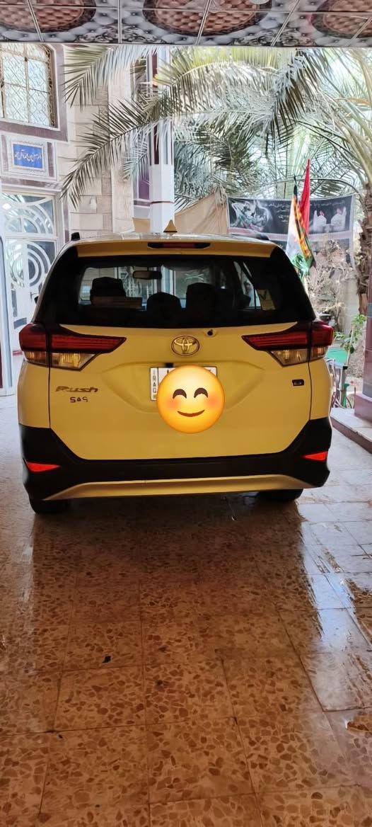 سلام عليكم 
راش
مديل ٢٠٢٠
مكفوله
ماشيه ٦٠
سبير ما نازل
رقم انكليزي
ب اسمي
دوشمه كامله جلد
بعدها بتايرات الشركه
كامره 
حساسات
بيبان ايكو 
محرك اكسل
سعر(180) او بيهه مجال شي بسيط مكاني البصره
توصل وتساب او شريحه 
***********
