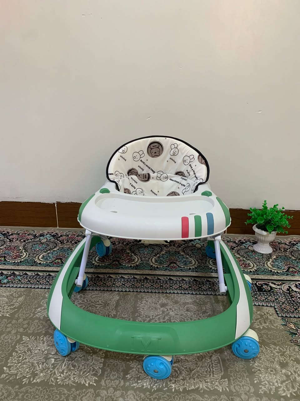 ڕەوڕەوەی مناڵان  زۆر تۆکمە مۆسیقای ئیشەکا بەرزو نزم ئەکرێت ، زۆر مەزبوت و بێعەیبە و بجوکیش دەکرێتەوە بۆگواستنەوە
سعریشی زۆر گونجاوە هەر لەس ویستی مەسج بکا لە خزمەتیام گەیاندن هەیە


**إذا كنت صاحب هذا الإعلان وتريد حذفه لأي سبب، رجاءا أرسل رسالة إلى الدعم الفني**