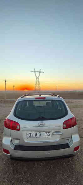 سنتافي امريكي موديل 2008 بيه شضايه بلالسقف صبغ مكانات ابيع صبغ عام والسياره كود واحد عدا جاملق وبوند محرك سته 2700 سنويه باسمي  رقم دولي جديد السعر 97  الاتصال ***********
