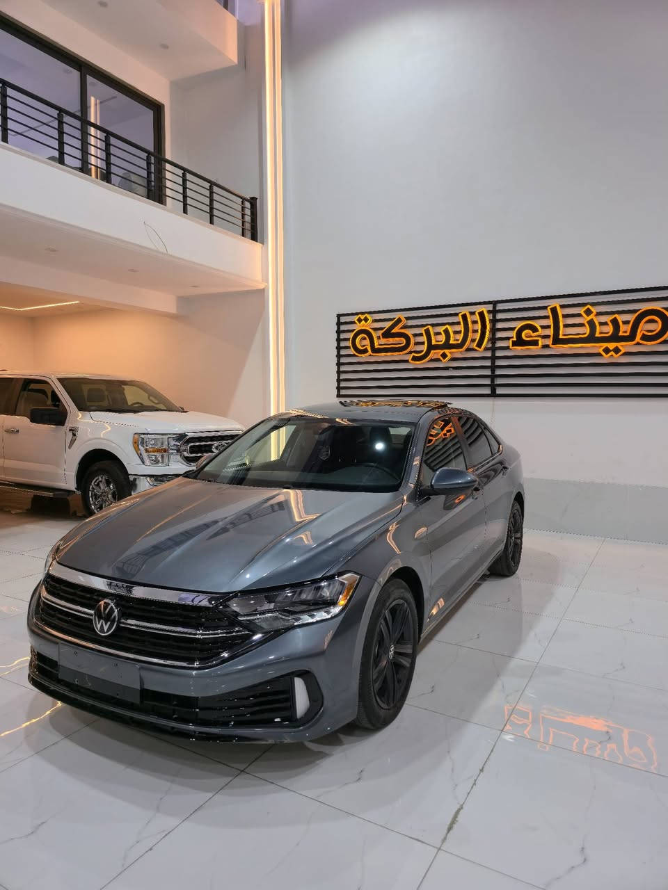 VOLKSWAGN JETTA 2024 SE
سعر:168 ورقة
موديل: 2024
وارد أمريكي
لون : نفطي
محرك:1.5 TURBO
ماشيه:  15000 مايل
 مواصفات:بدون دواخل بدون ارباك بانواما كشن جلد كشن تدفئة نقطة عمي, رادار خلفي  
عنوان : أربيل المدينة المعارض معرض ميناء البركة 
***********
