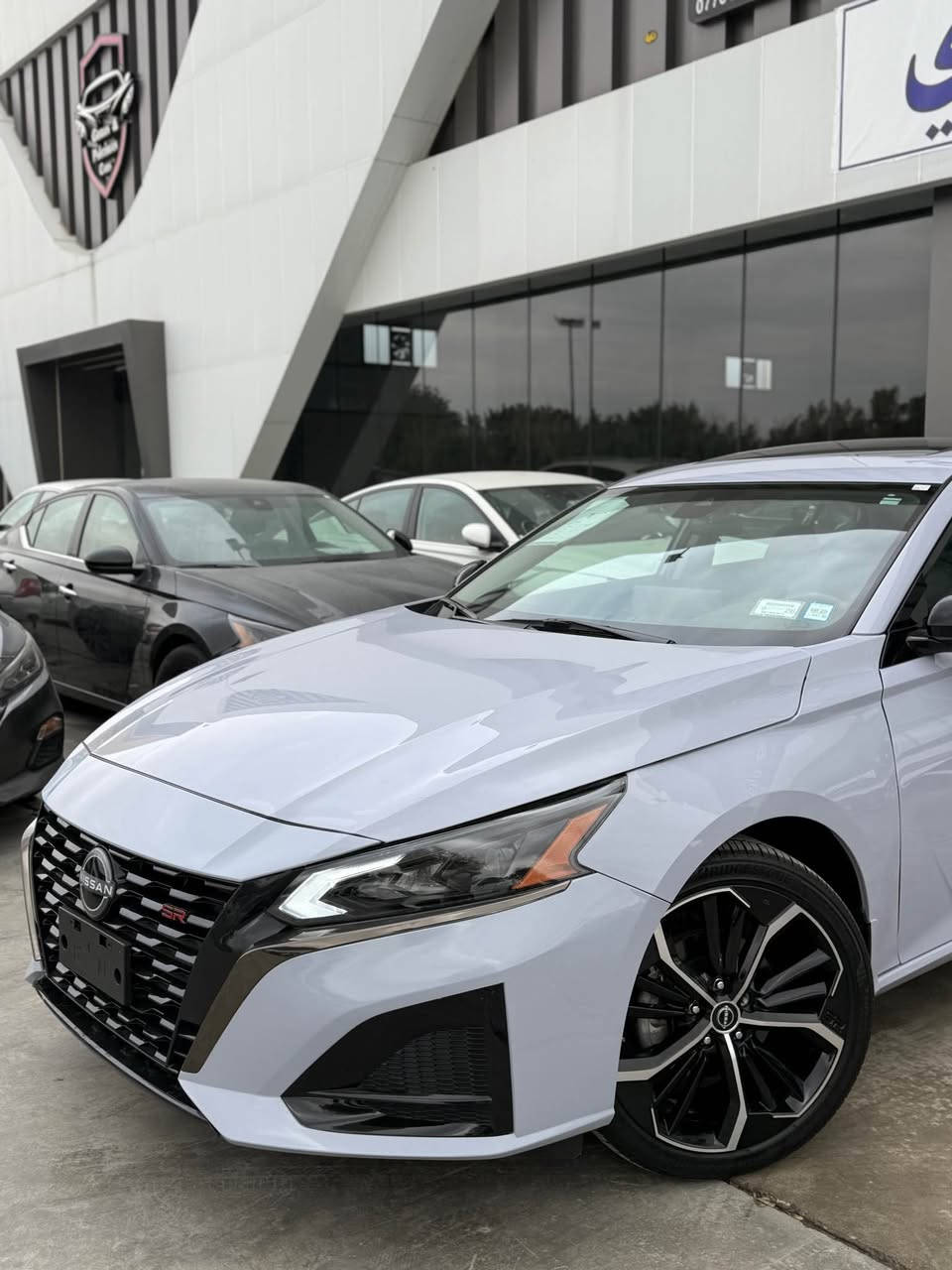 Nissan altima 2024 SR
سەیارەکە بێ بۆیاخە ، تەنها پەڵەیە ساردی هەیە لە چەمەلخی سایەق ، سلاید و شاشە گەورەو ، هەردوو کوشن هیتەر ، هەردوو کوشن کارەبا ، سەیارەکە بە مانای کەلیمە جوانە ، تەنها 9000 مایل ڕۆشتووە 

رەقەم شاسی : 1N4BL4CV5RN424911
رەقەم موبایل : *********** السليمانية, العراق
