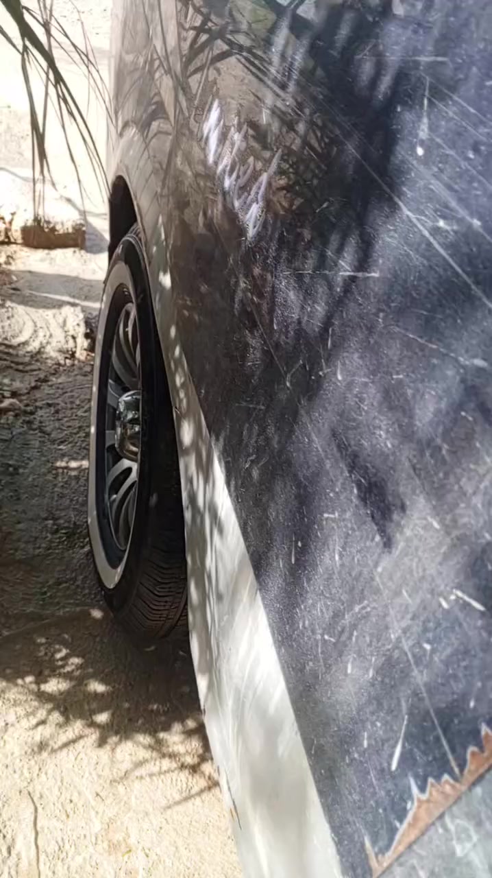 كياي بريجو موديل1999ئارمي پلاستيك سليماني بةشةرتي گير و مةكينةو ئةكسل 4تايةي تازة كوشن وگاعي تازه  نرخيشي 33ومةعمةلة
تكايه موشتري نيت سةري خوت و منيش مةيةشين


**إذا كنت صاحب هذا الإعلان وتريد حذفه لأي سبب، رجاءا أرسل رسالة إلى الدعم الفني**