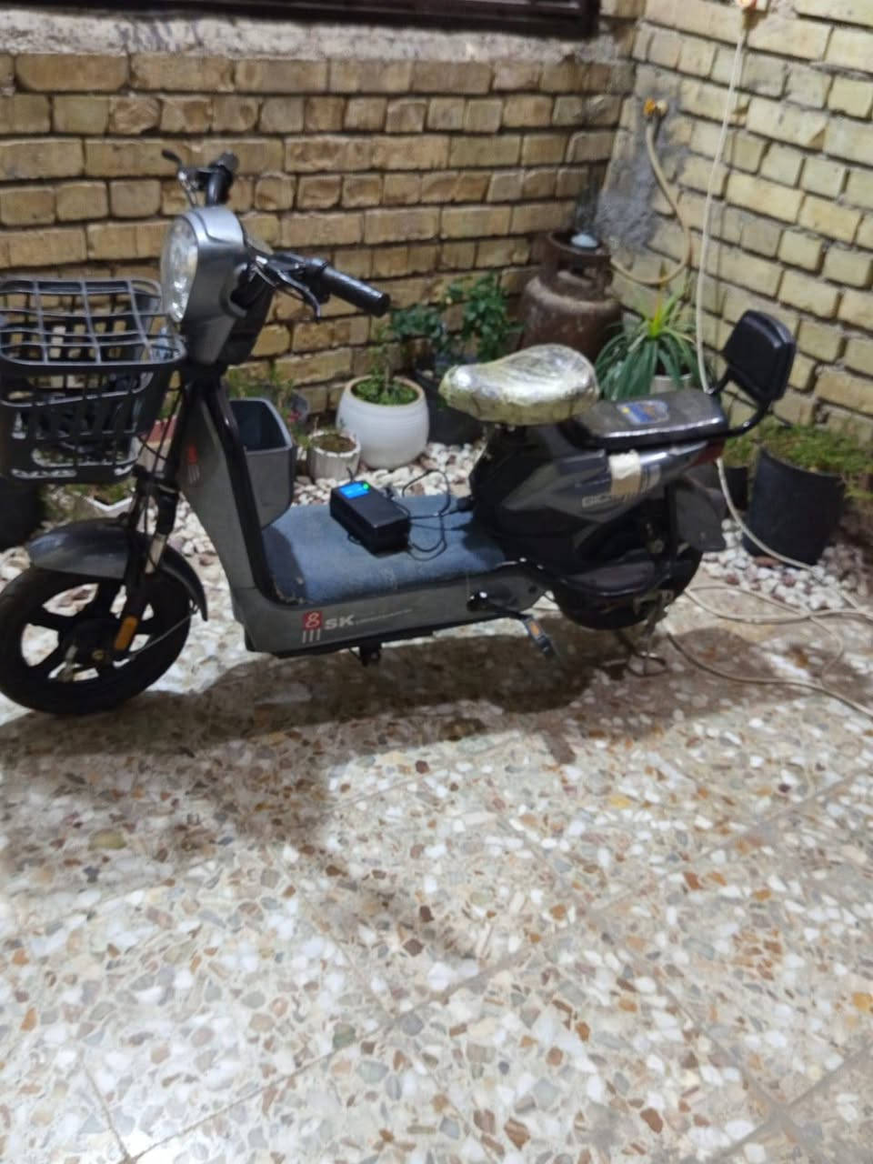 سلا عليكم بايسكل للبيع شحن كلشي مابي بس بريك مكسور يرادله تبديل مكانه انطيك شاحنه ثانيه وي. اصليه سعر 275 وبي مجال مكان كربلاء حي ميلاد


**إذا كنت صاحب هذا الإعلان وتريد حذفه لأي سبب، رجاءا أرسل رسالة إلى الدعم الفني**