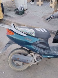 دراجه للبيع كفاله عامه من كلشي نضيفه ١٠٠/١٠٠ سعرها مليون و٢٠٠ بيها مجا...