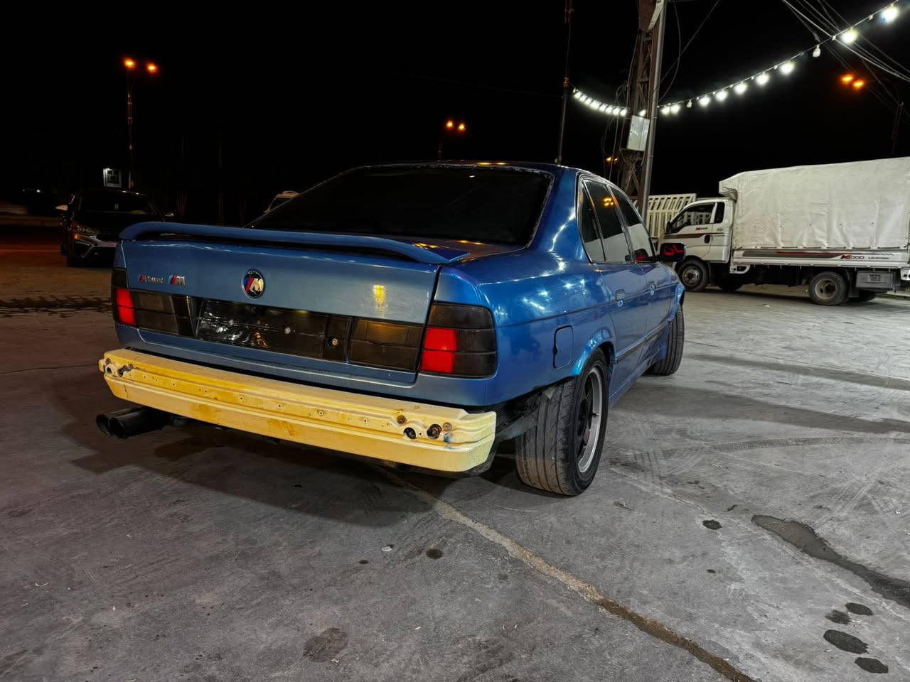 السلام عليكم
بي ام للبيع 525 اصل وفصل وارد ياباني 

كير ومكينه حداديه تبريد زوج تايرات باتري كله جديد 

اربع جام كهرباء مري منفصله

رقم بغداد مداور ثاني يوم

السيره بيهاا نواقص بصيطه
 
مكاني بابل الحله ما متواجد عل نت

السعر 55وبيها مجال او مراوس حسب القناعه 

***********
