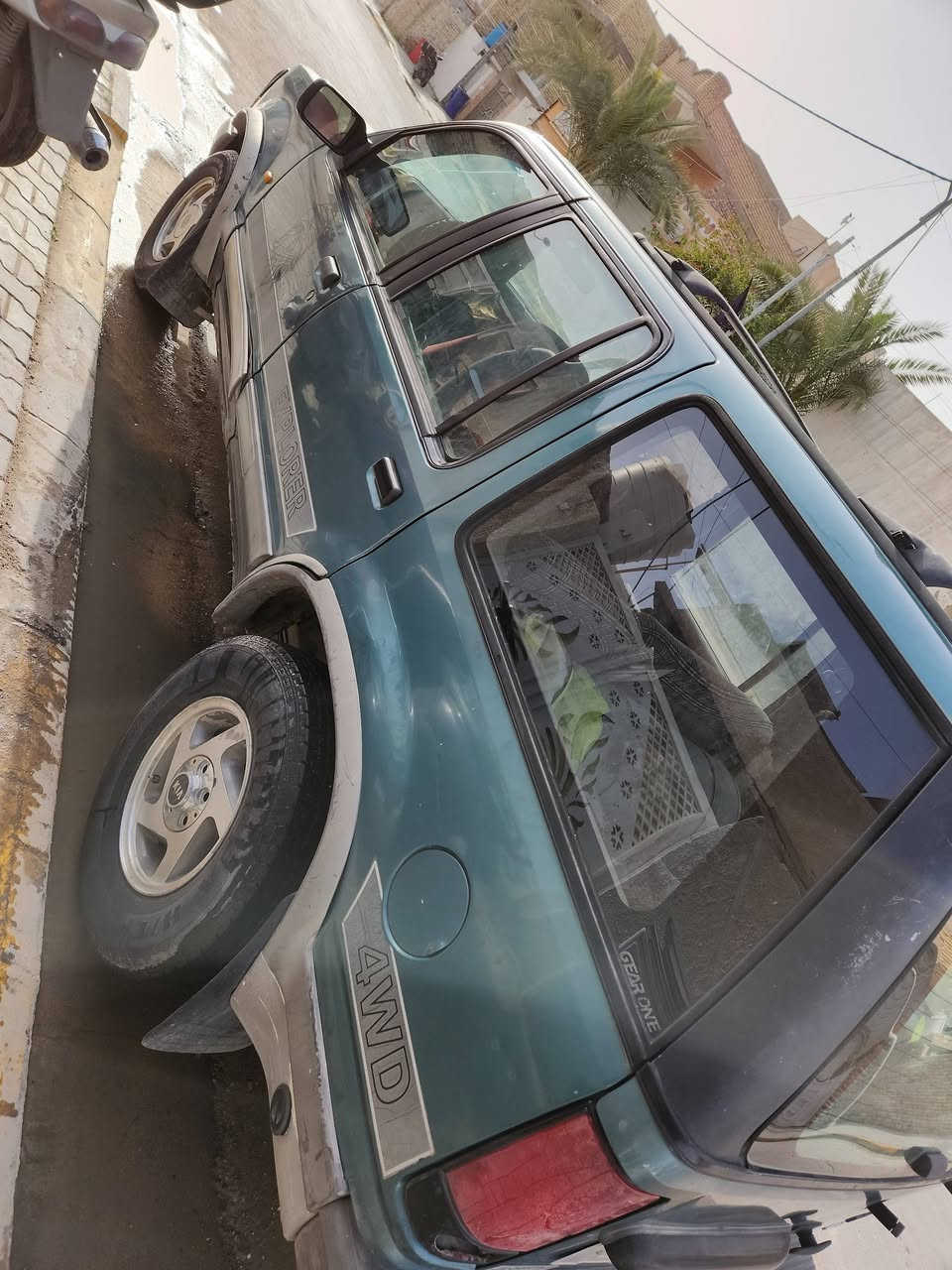 فورد اكسبلور موديل 1994 محور مكينة ونجي 2000 وتجي 24 ولف سيارة جاهزة سنوية ل 2030 مشروع وطني بأسمي مكاني كوت السعر 33 وبيهة مجال للاستفسار الاتصال على الرقم *********** او ***********
