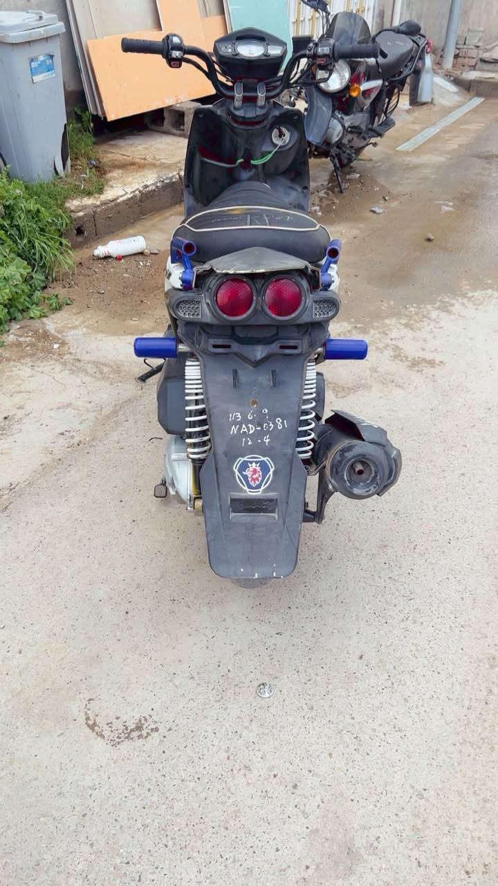 السلام عليكم سكنس جبلي ٢٠١٣للبيع الدراجه رنبه صار شهرين من نزلت والدراجه ضاله على وضع الرنبه ابد مامتعوبه السعر خاص لو الاتصال الرقم ***********
العنوان ديالى بعقوبه
