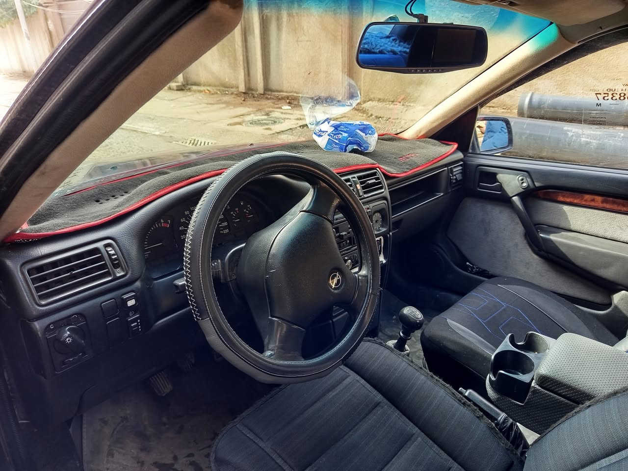 اوبل فكترا حجم 18 موديل 91 نضيف شرط تحويل فقط
السعر : 50 بيها مجال
المو شراي لا يتصل
الرقم : ***********
