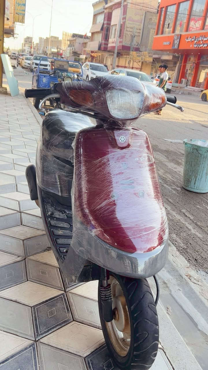 سلام عليكم 
دراجه زعره مال حاويه نضيفه كلش  شغاله سلف هندر 
كهربياته كله شغاله ماعيزه برغي 
تيراته مال حاويه جددد 
مكاني دوانيه 
*********** 
سعره خاص وتدلل
