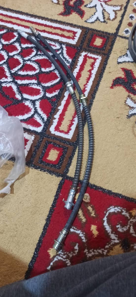 السلام عليكم من رخصه الادمن ..عندي غراض تيكو للبيع شلعه كلهن ب50  ..القايش جديد ممستخدم ابد .. صوندات البريك ممستخدمات ..تخم بلكات الشركه استخدام شهر فقط ..قاعده الفيول بمب شغاله شرط الفحص ..النوزلات 1600 شغلات مال صني ..الكويل شغال ..للاتصال *********** بي وتساب
