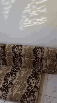 ديوان للبيع 7دواشك ***********
