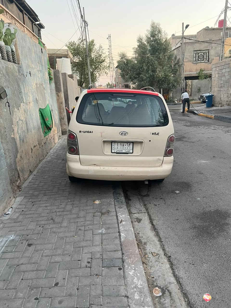 السلام عليكم للبيع فقط المديل 2006 مكفوله من الكصه والكلبه المكان بصره  السعر. 45$ وبيها مجال للشراي. مكلف بلنشر  رقم صاحب السياره ***********
